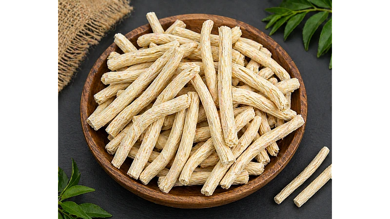 Everything About Shatavari –  Benefits, Uses, Dosage, Side Effects, Price & Complete Ayurvedic Guide